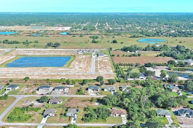 341 Ranchito Ave, Lehigh Acres, FL 33974 Photo