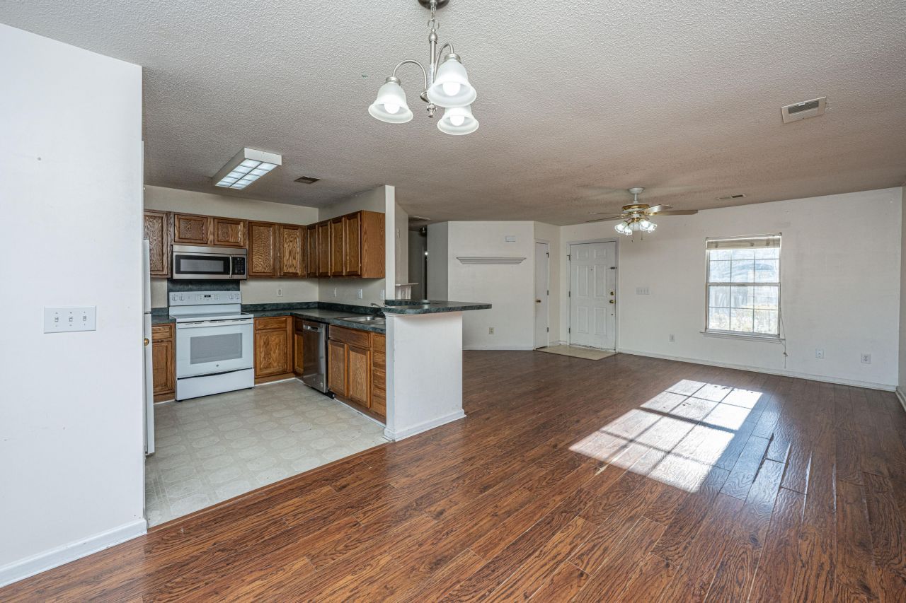 120 Two Pond Loop Photo 12