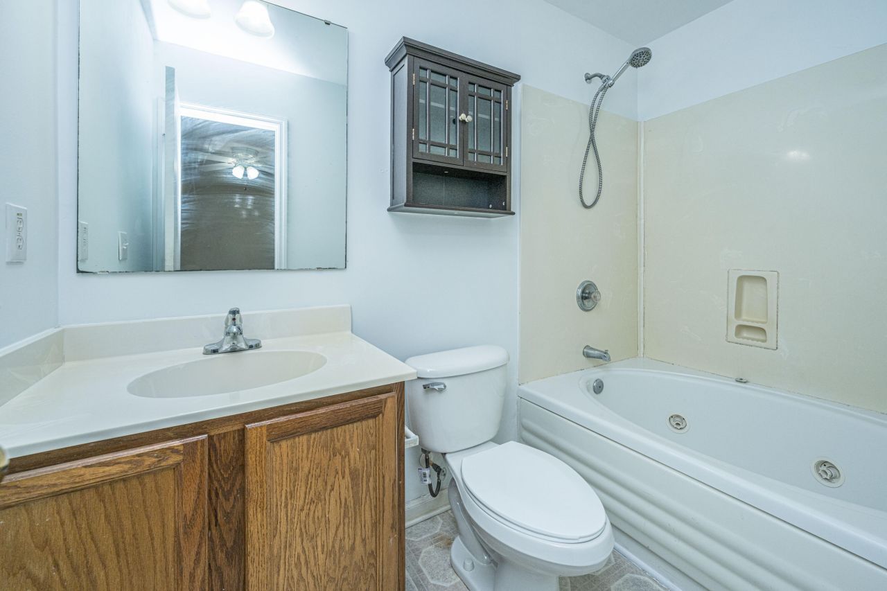 120 Two Pond Loop Photo 17