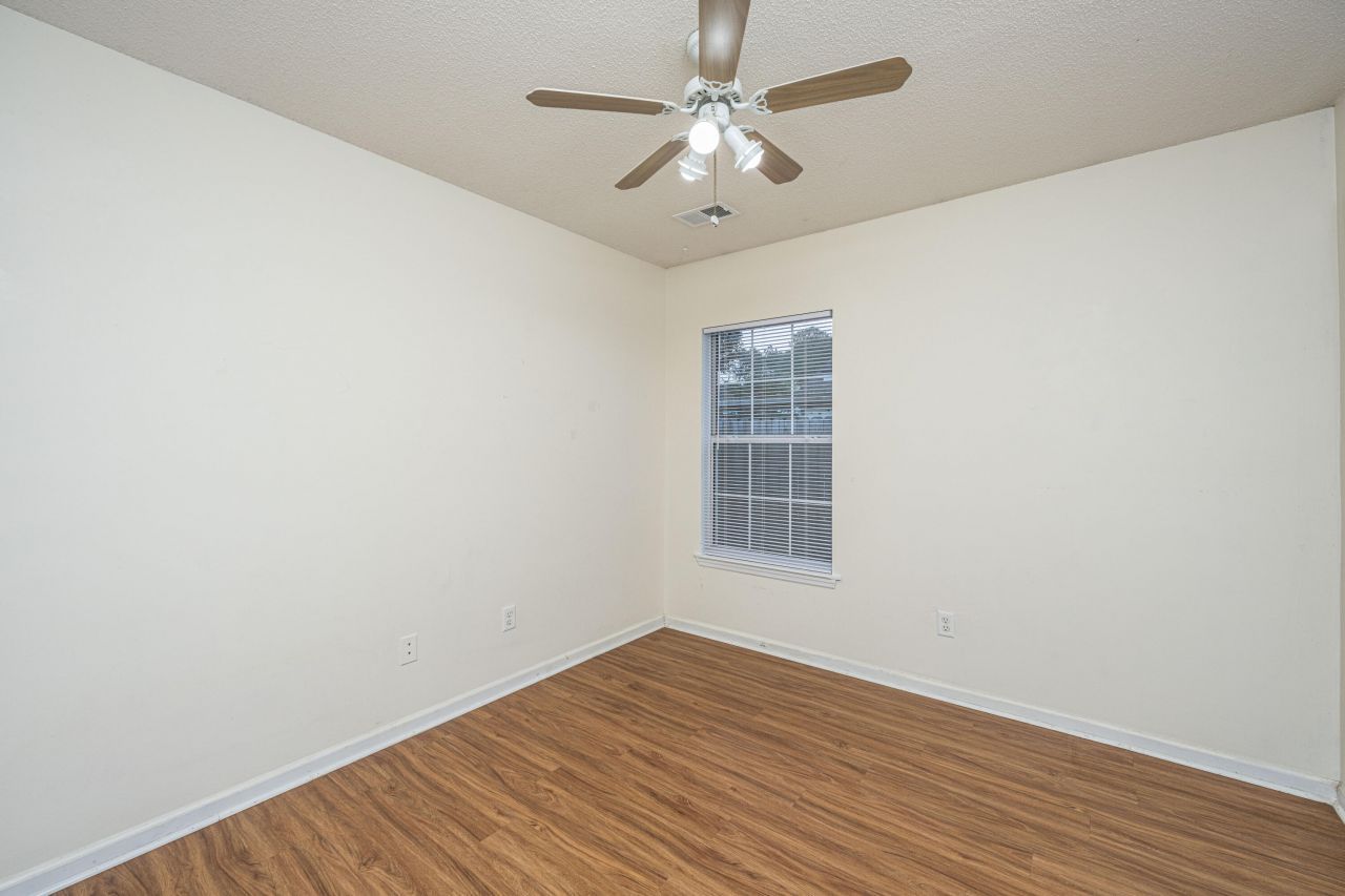 120 Two Pond Loop Photo 21