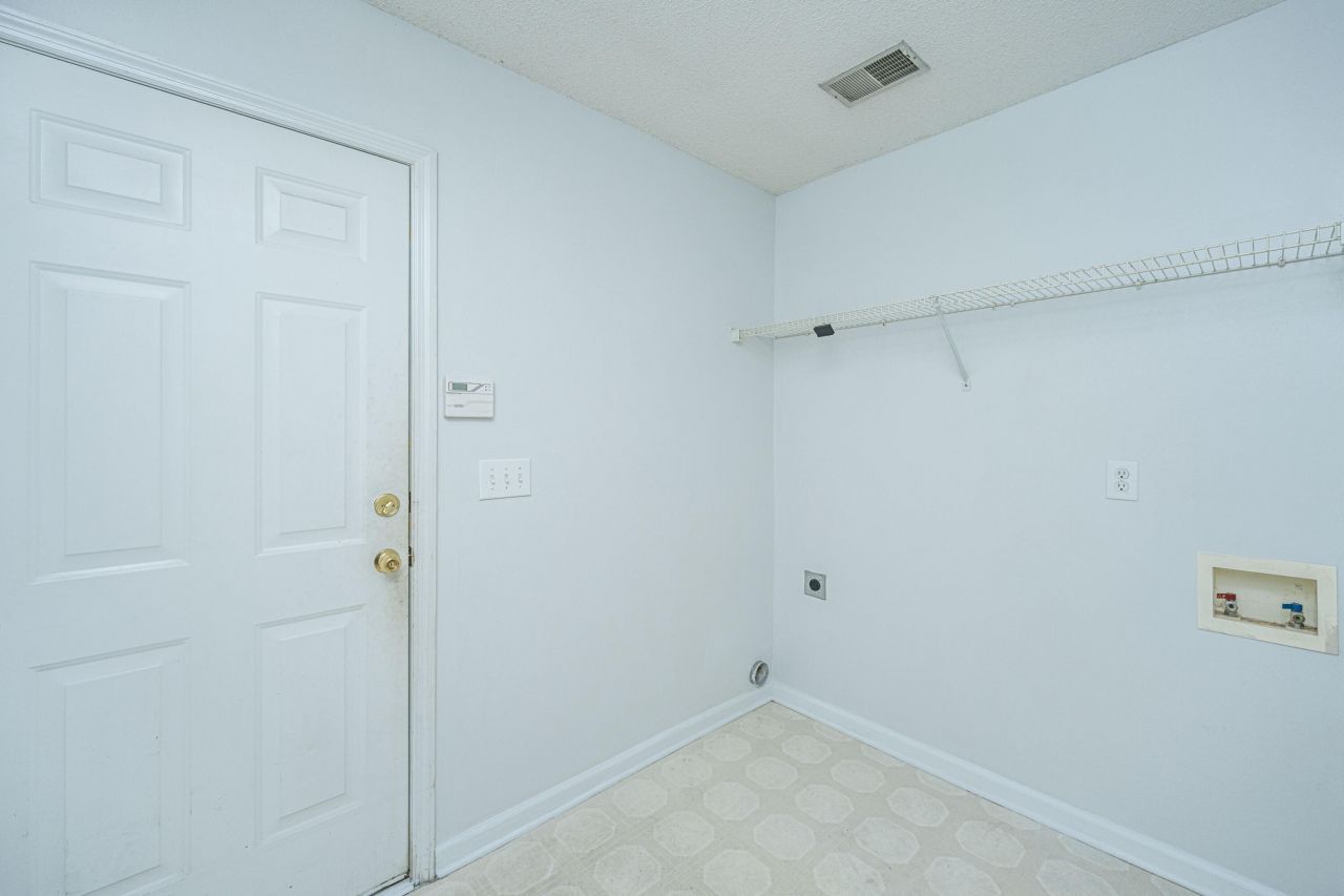 120 Two Pond Loop Photo 26