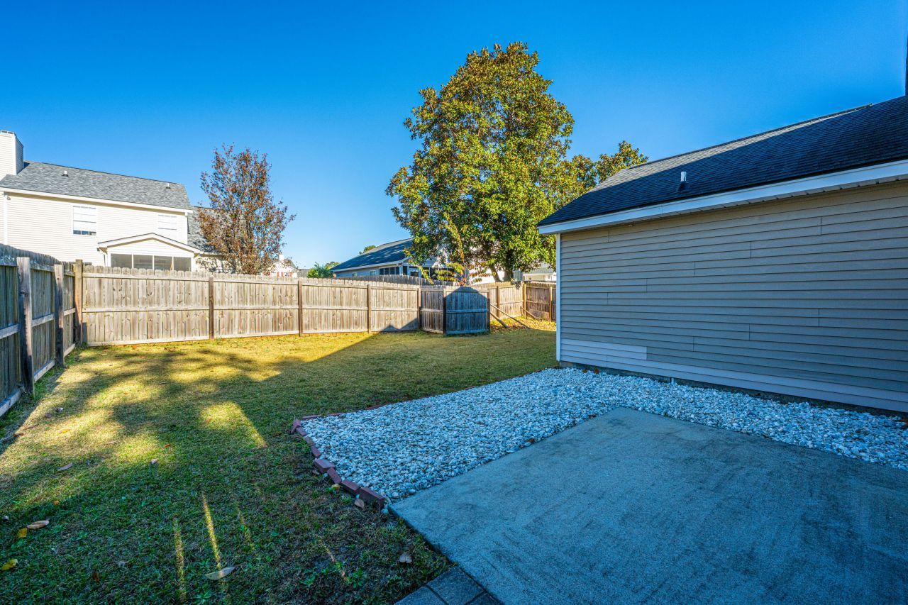 120 Two Pond Loop Photo 4