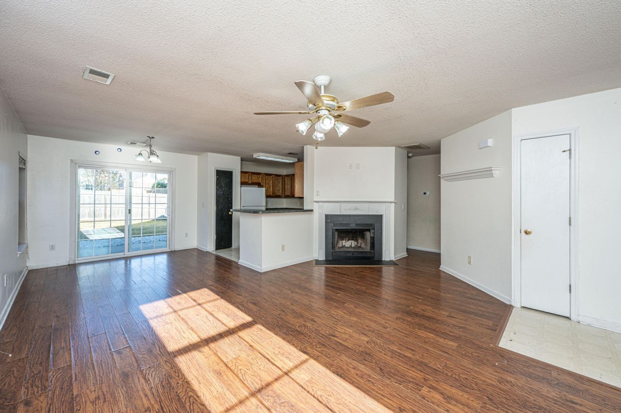 120 Two Pond Loop Photo 5