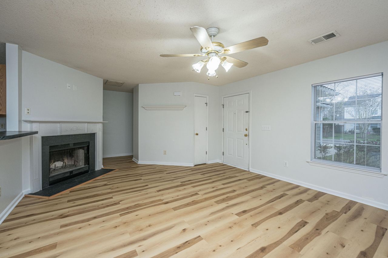 120 Two Pond Loop Photo 7