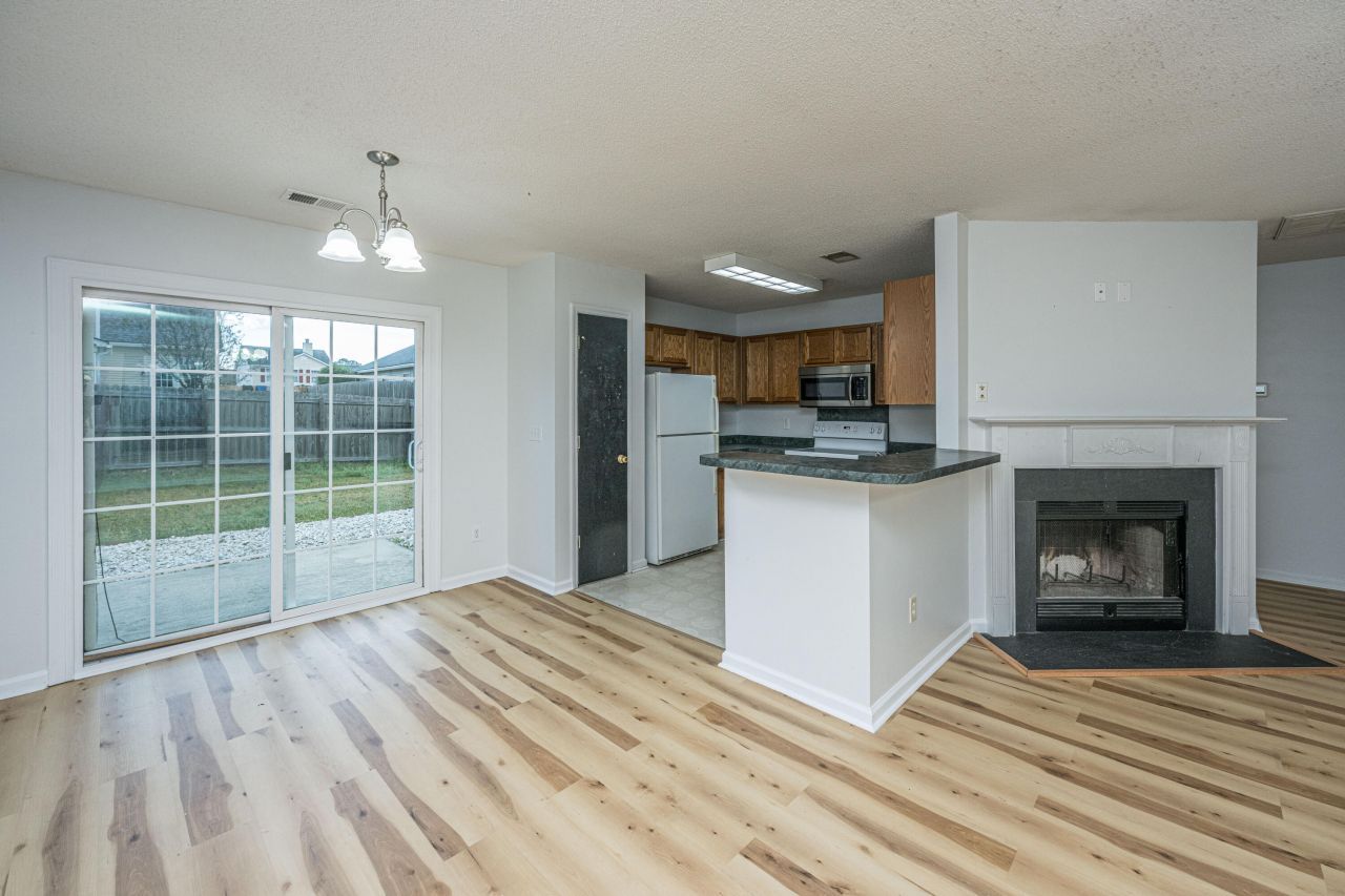 120 Two Pond Loop Photo 9