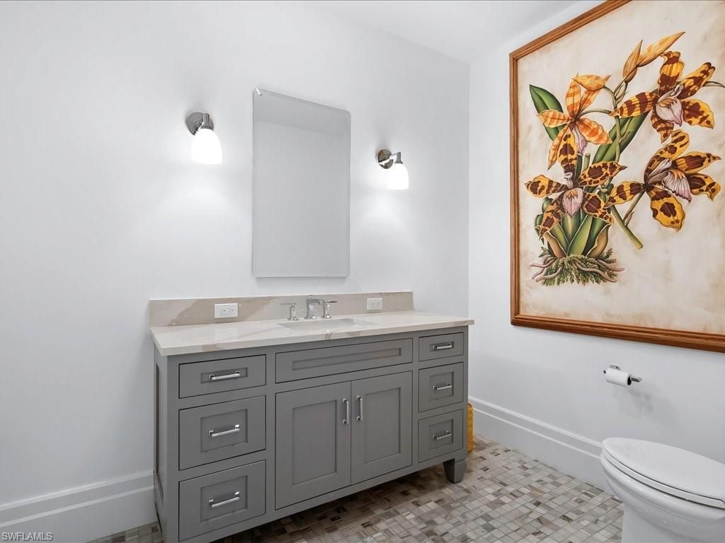 745 12th Ave S, Unit 102, Naples, FL 34102 Photo