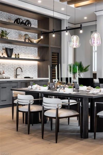 405 Neapolitan Way, Naples, FL 34103 Photo