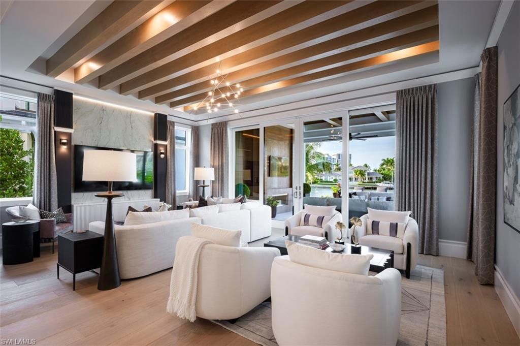 405 Neapolitan Way, Naples, FL 34103 Photo