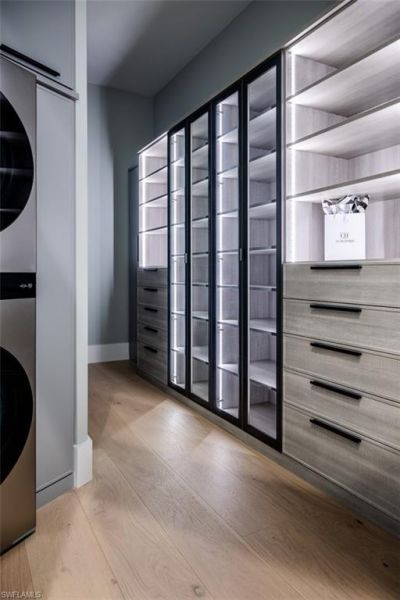 405 Neapolitan Way, Naples, FL 34103 Photo