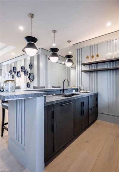 405 Neapolitan Way, Naples, FL 34103 Photo