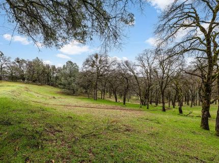 23003-223 Darkhorse Dr, Auburn, CA 95602 Photo