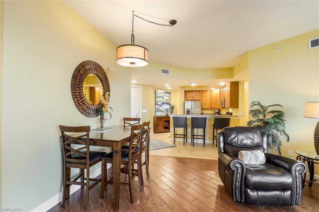 5793 Cape Harbour Dr, Unit 711, Cape Coral, FL 33914 Photo