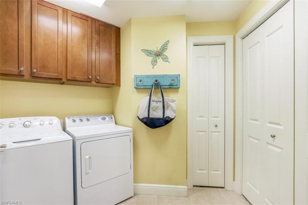 5793 Cape Harbour Dr, Unit 711, Cape Coral, FL 33914 Photo