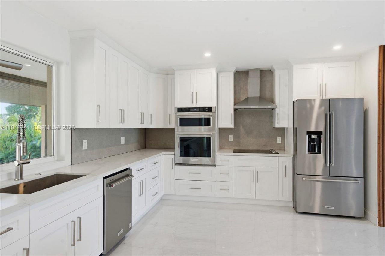 360 NW 87th St, El Portal, FL 33150 Photo