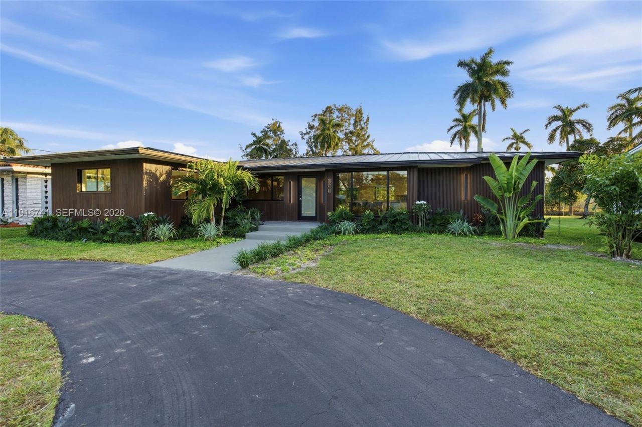 360 NW 87th St, El Portal, FL 33150 Photo