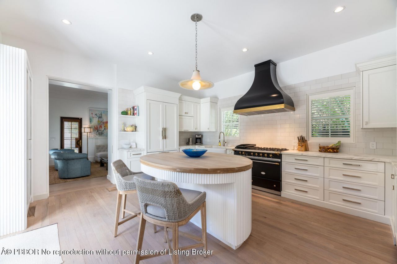 130 Brazilian Avenue, Palm Beach, FL 33480 Photo