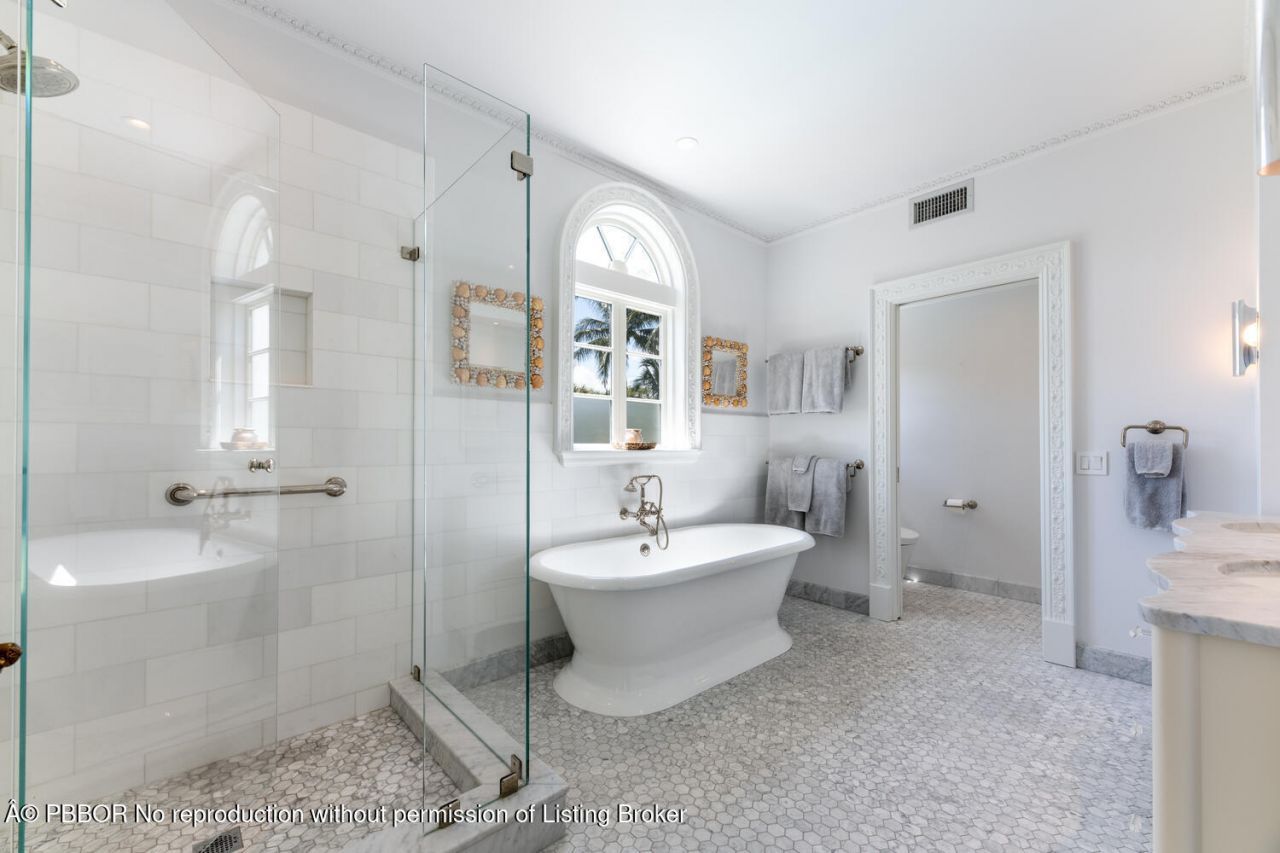 130 Brazilian Avenue, Palm Beach, FL 33480 Photo