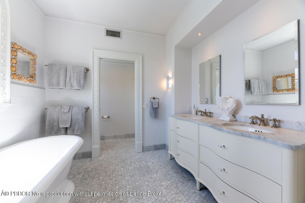 130 Brazilian Avenue, Palm Beach, FL 33480 Photo