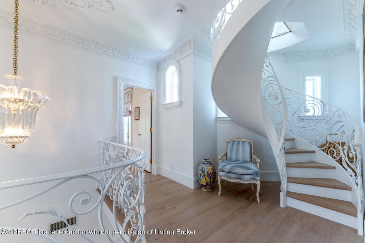 130 Brazilian Avenue, Palm Beach, FL 33480 Photo