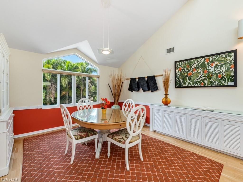 640 2nd St S, Unit 2, Naples, FL 34102 Photo