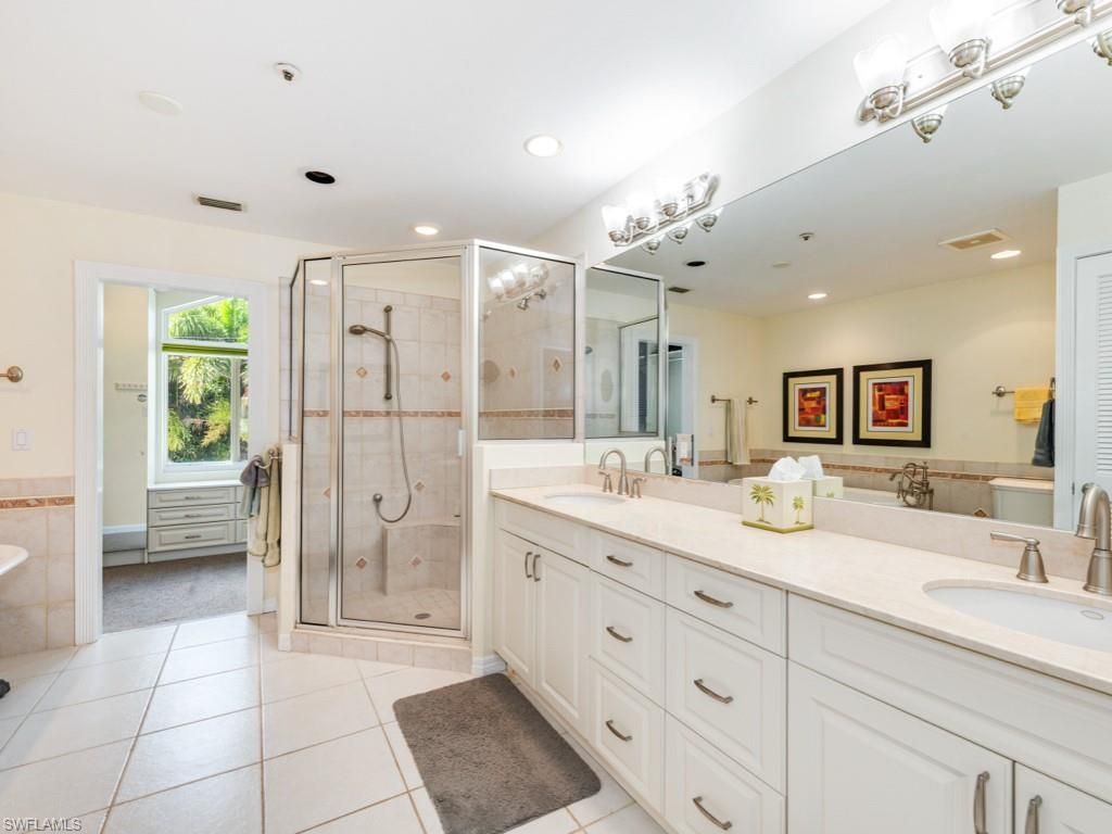 640 2nd St S, Unit 2, Naples, FL 34102 Photo