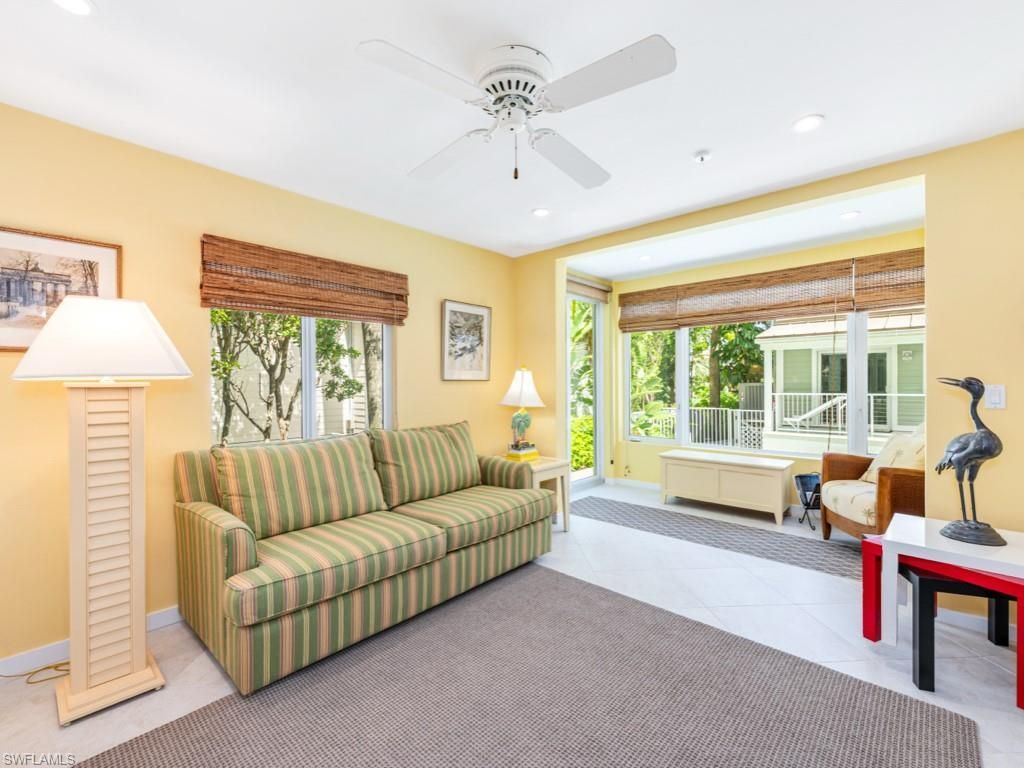 640 2nd St S, Unit 2, Naples, FL 34102 Photo