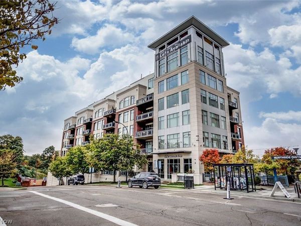 21 Furnace Street, Unit 701, Akron, OH 44308