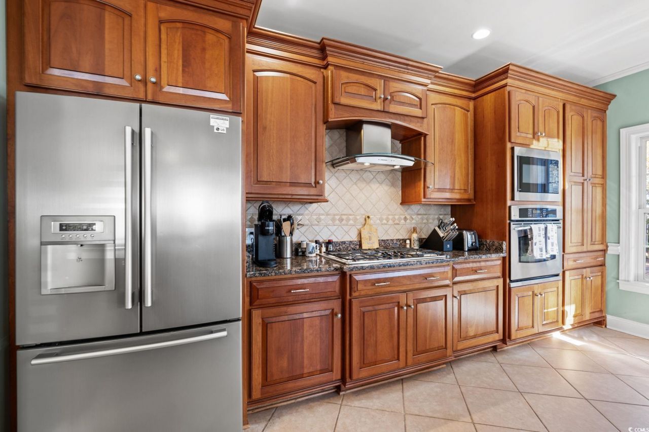 2038 North Berwick Dr. Photo 10