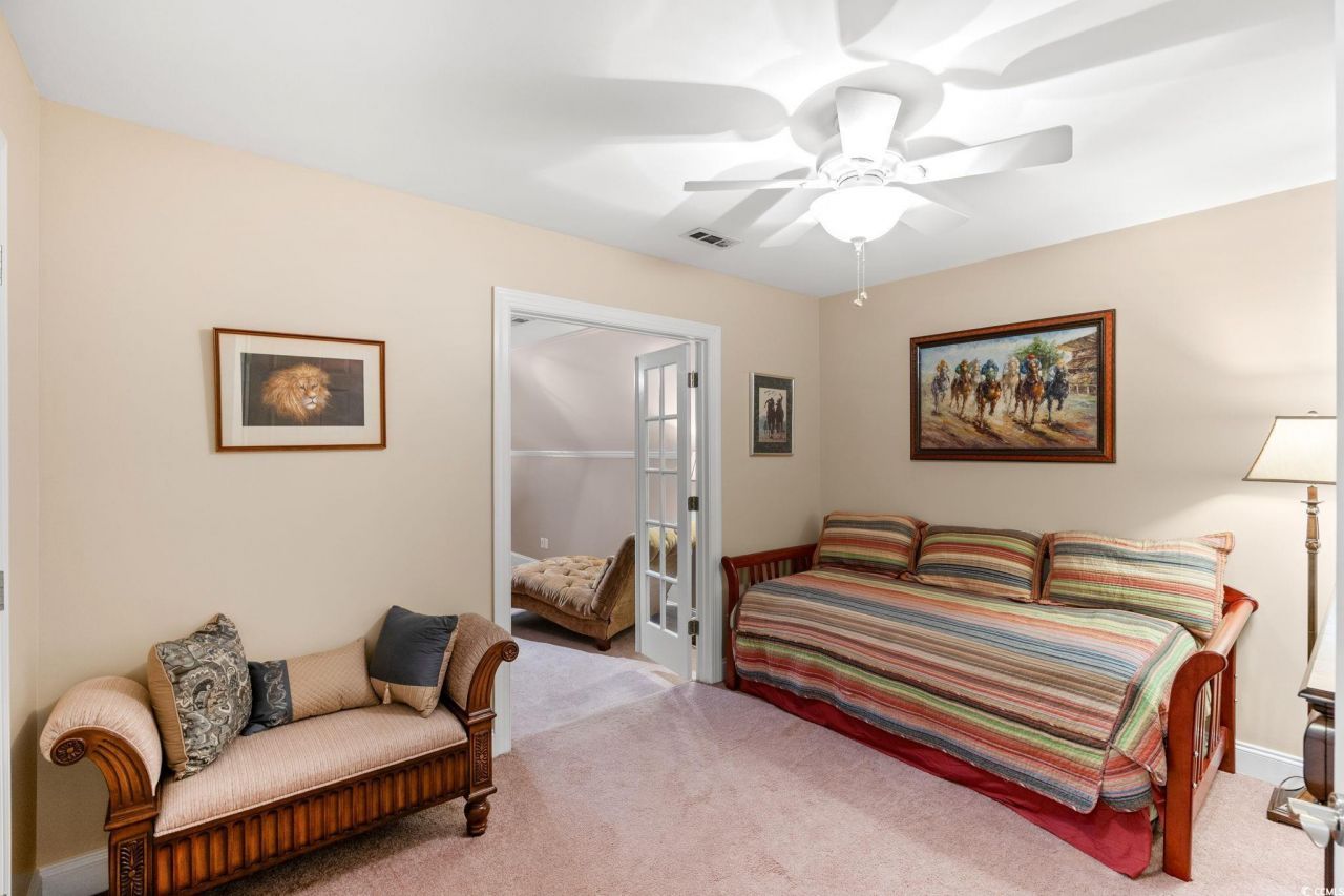 2038 North Berwick Dr. Photo 19