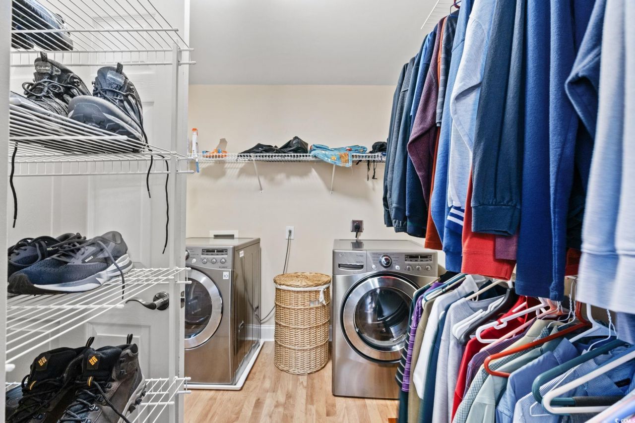 2038 North Berwick Dr. Photo 23