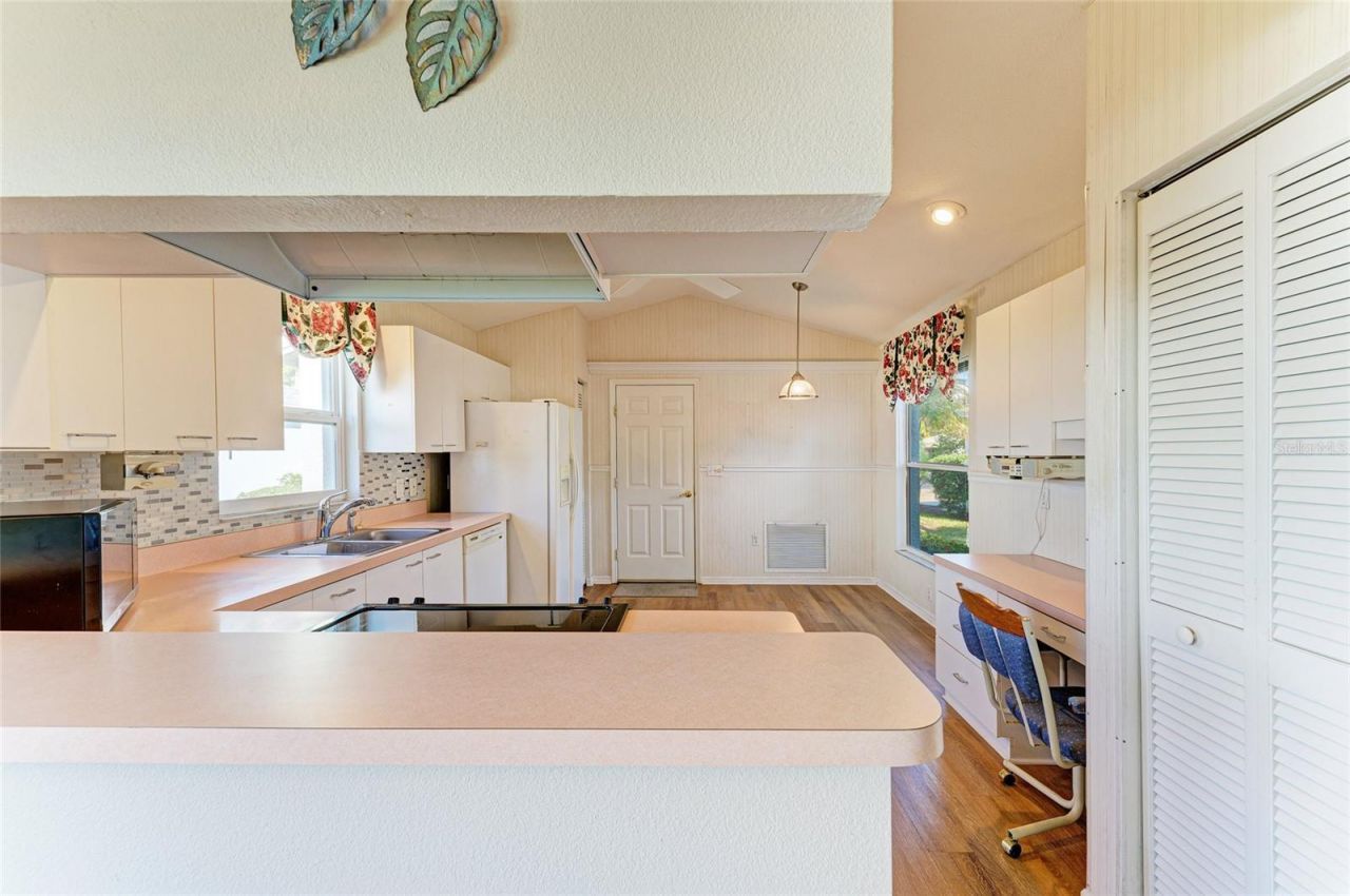 919 Spring Lakes Boulevard, Bradenton, FL 34210 Photo