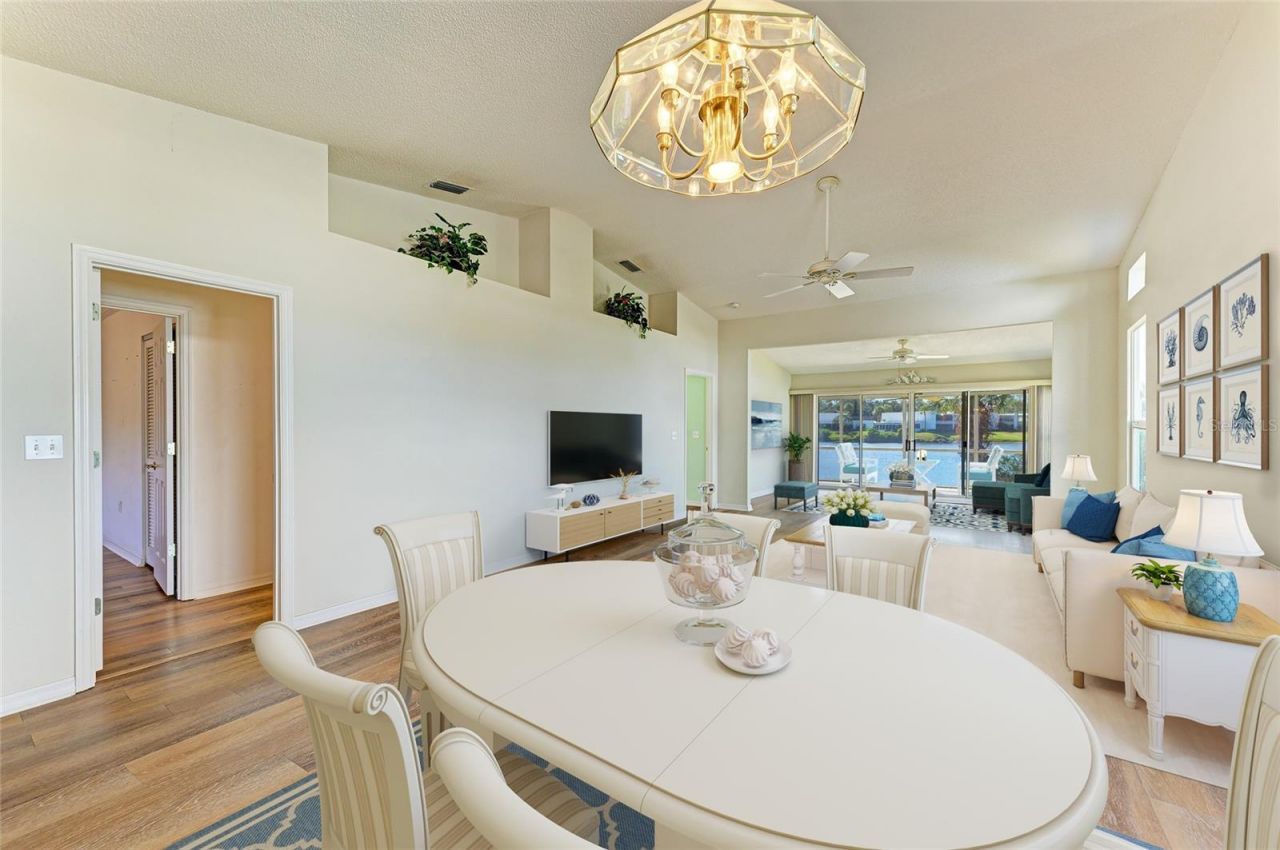 919 Spring Lakes Boulevard, Bradenton, FL 34210 Photo