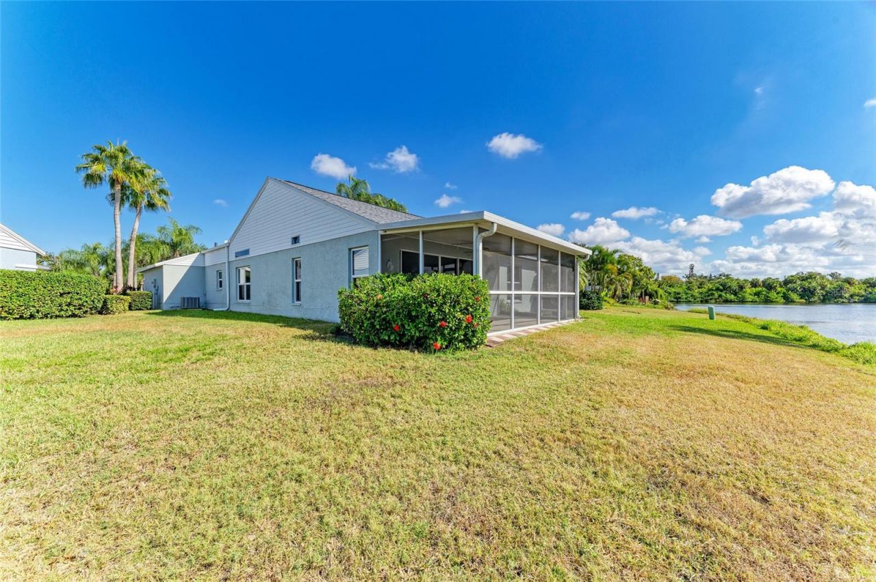 919 Spring Lakes Boulevard, Bradenton, FL 34210 Photo