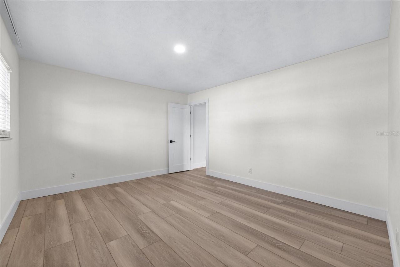 1200 80th Street S, Saint Petersburg, FL 33707 Photo