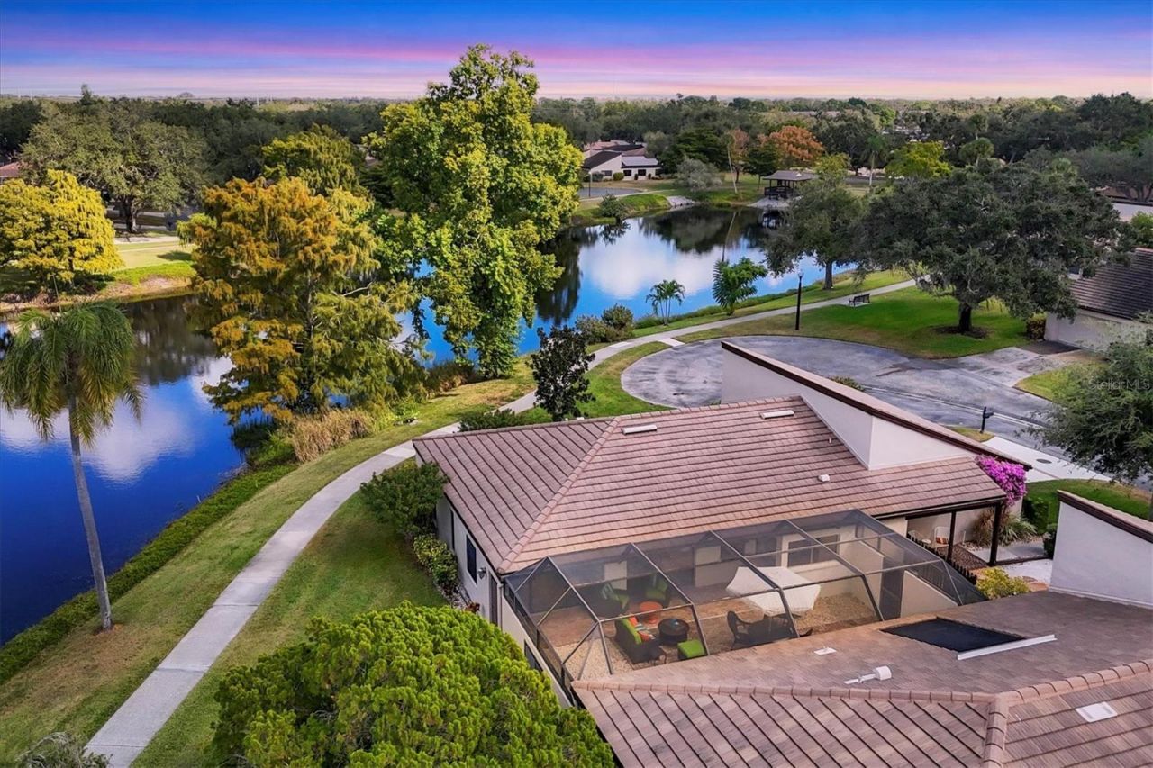 3743 Glen Oaks Manor Drive, Sarasota, FL 34232 Main Photo