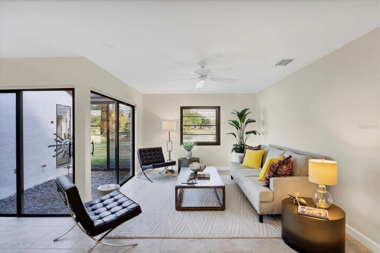 3743 Glen Oaks Manor Drive, Sarasota, FL 34232 Photo