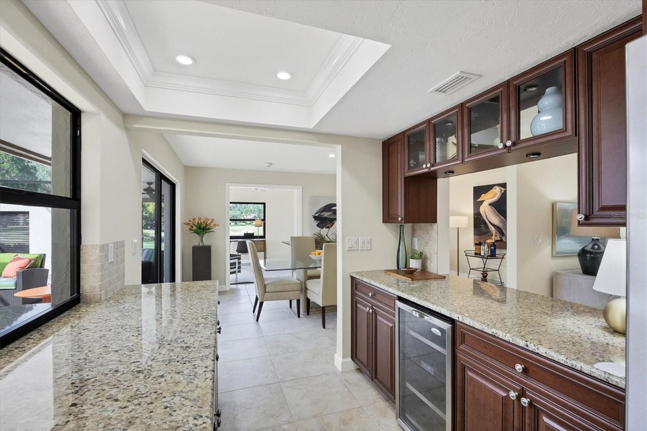 3743 Glen Oaks Manor Drive, Sarasota, FL 34232 Photo