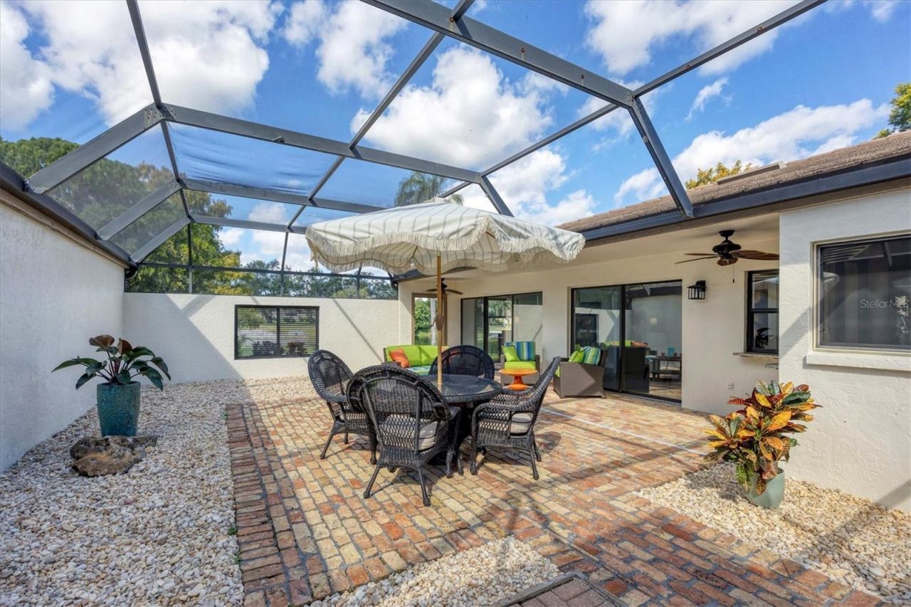 3743 Glen Oaks Manor Drive, Sarasota, FL 34232 Photo