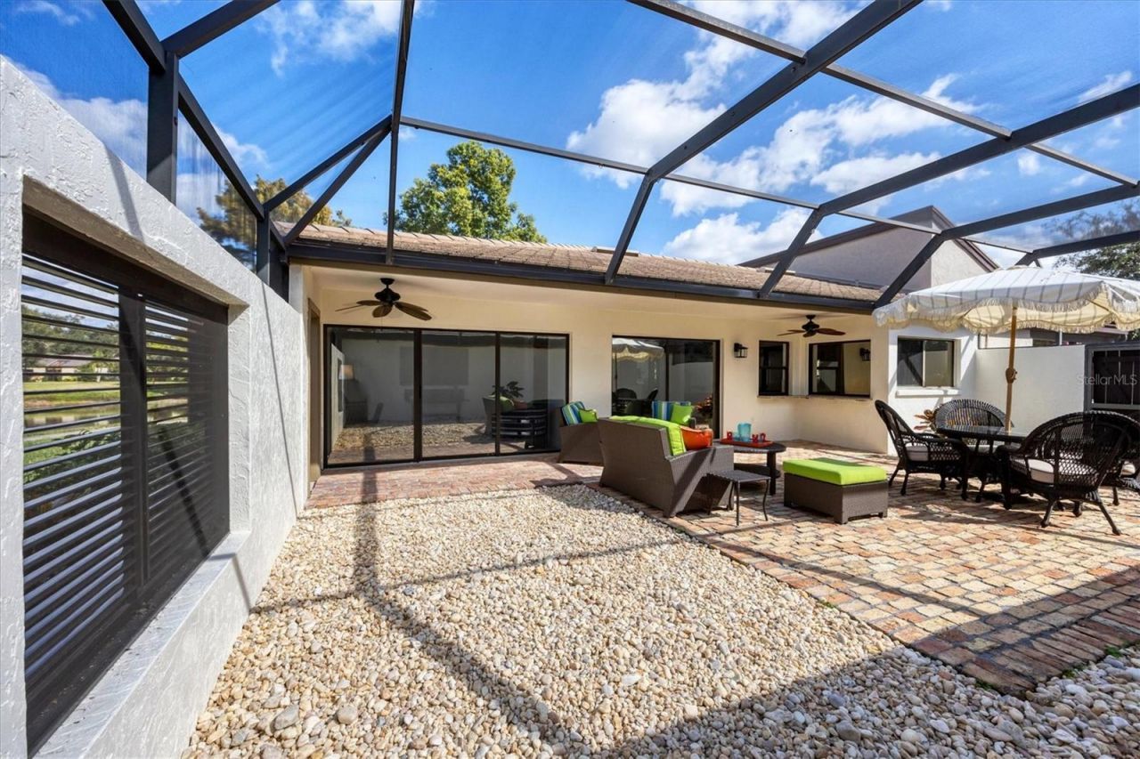 3743 Glen Oaks Manor Drive, Sarasota, FL 34232 Photo