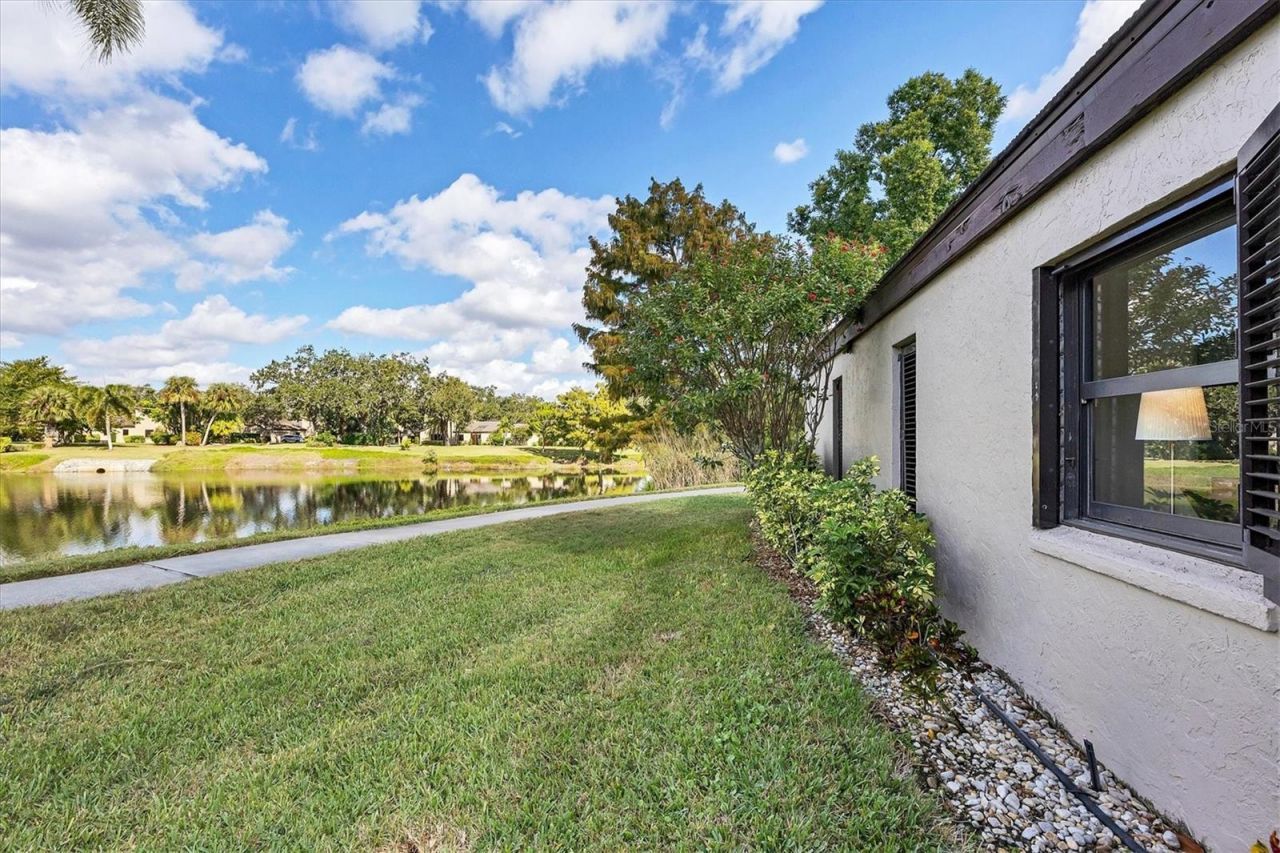 3743 Glen Oaks Manor Drive, Sarasota, FL 34232 Photo