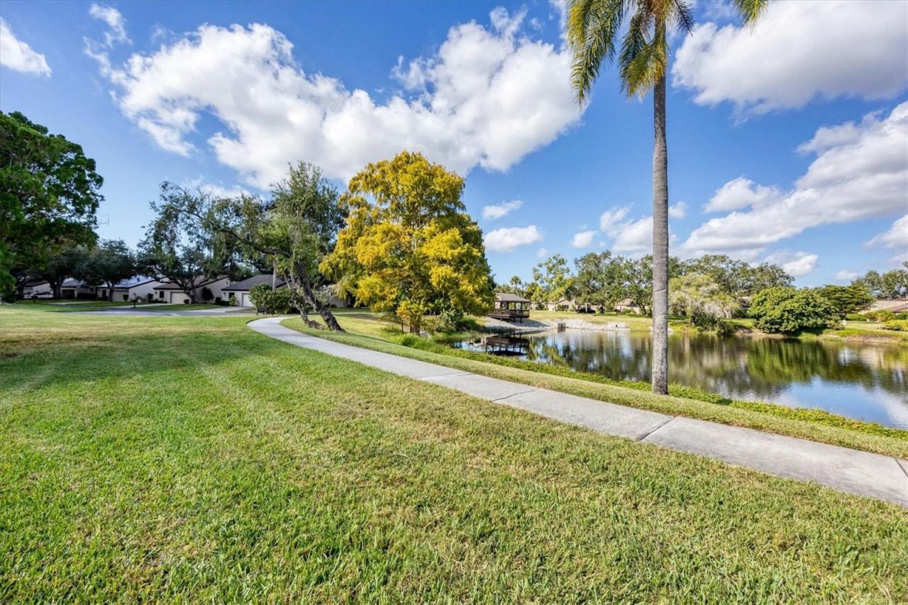 3743 Glen Oaks Manor Drive, Sarasota, FL 34232 Photo