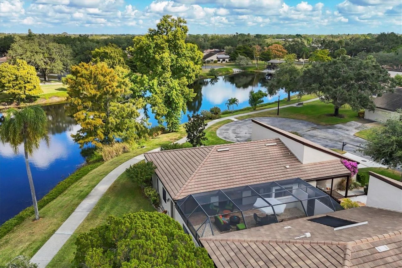 3743 Glen Oaks Manor Drive, Sarasota, FL 34232 Photo