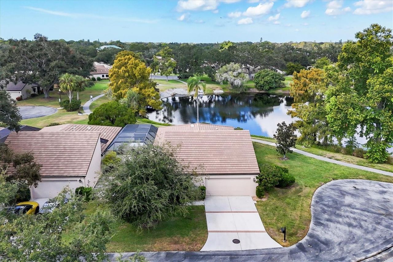 3743 Glen Oaks Manor Drive, Sarasota, FL 34232 Photo