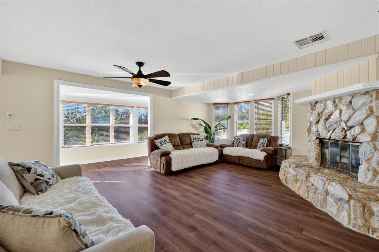 36408 E Eldorado Lake Drive, Eustis, FL 32736 Photo