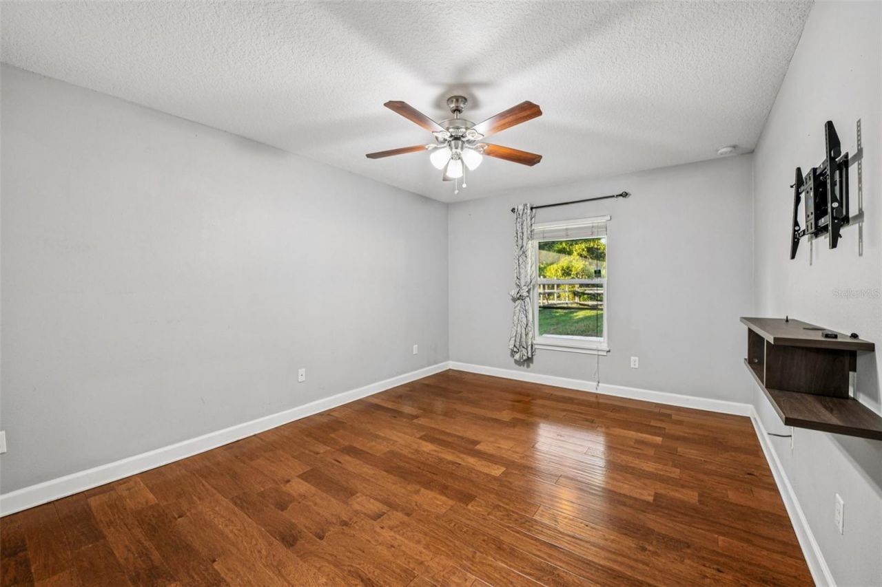 116 W 5th Street, Chuluota, FL 32766 Photo