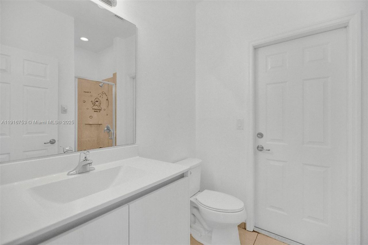 3504 W 94th St, Unit 3504, Hialeah, FL 33018 Photo