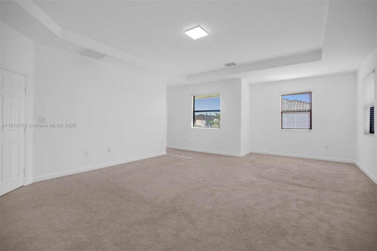 3504 W 94th St, Unit 3504, Hialeah, FL 33018 Photo