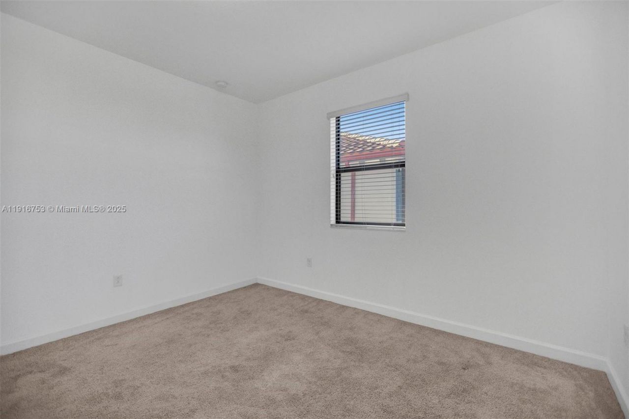 3504 W 94th St, Unit 3504, Hialeah, FL 33018 Photo