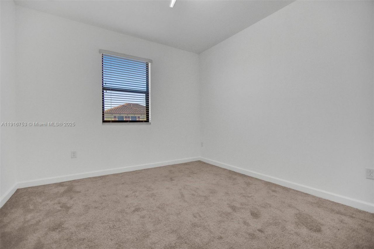 3504 W 94th St, Unit 3504, Hialeah, FL 33018 Photo