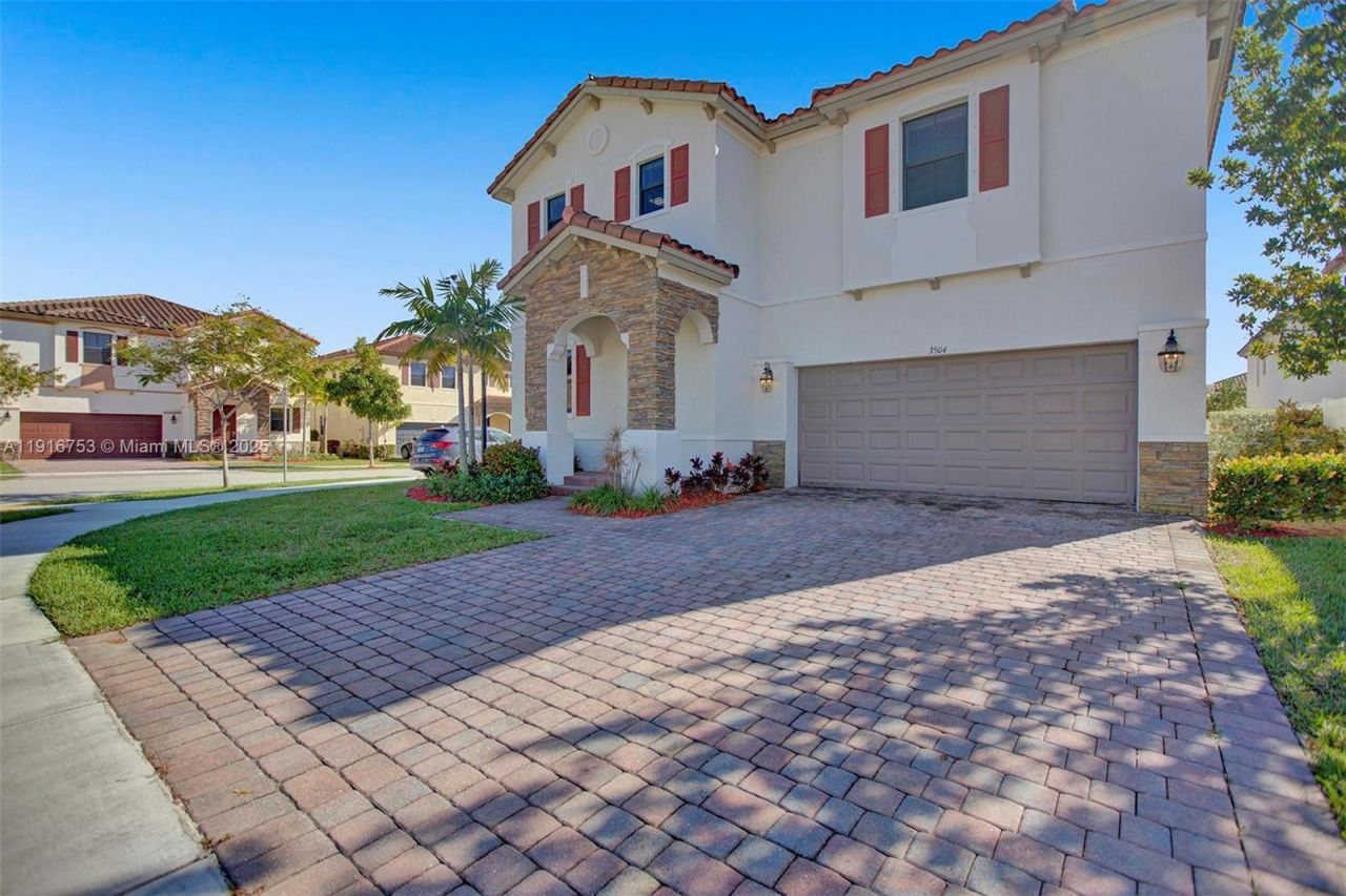 3504 W 94th St, Unit 3504, Hialeah, FL 33018 Photo